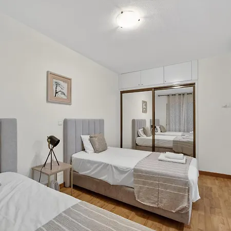 Penthouse Iconic 706