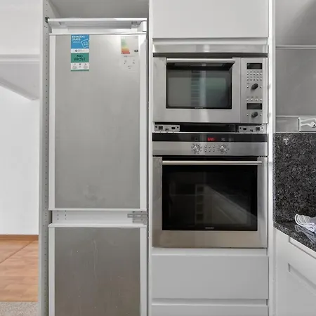 Penthouse Iconic 706 شقة