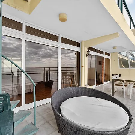 Penthouse Iconic 706