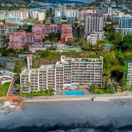 Penthouse Iconic 706 * Funchal (Madeira)