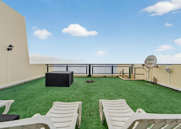 Penthouse Iconic 706 شقة فونشال