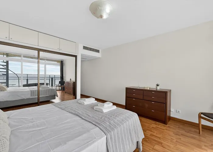 Penthouse Iconic 706 شقة *