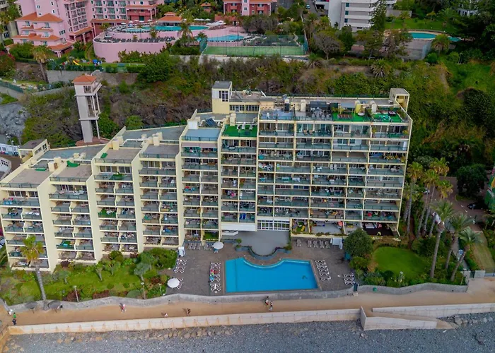 Penthouse Iconic 706 * فونشال