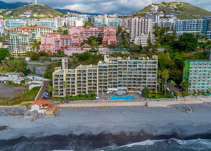 Penthouse Iconic 706 شقة فونشال