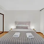 Penthouse Iconic 706 شقة *
