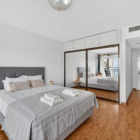 Penthouse Iconic 706