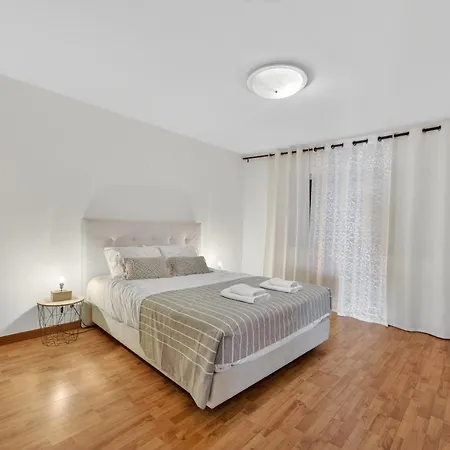 Apartment Penthouse Iconic 706 Funchal (Madeira)