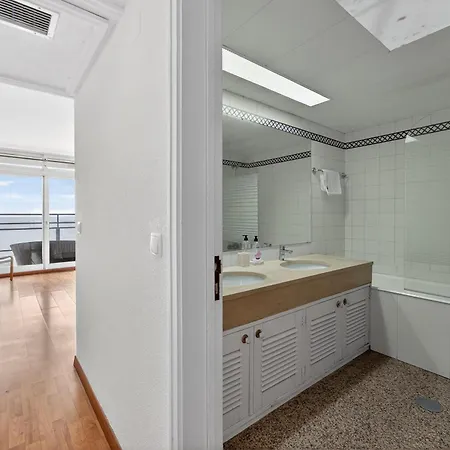 Penthouse Iconic 706