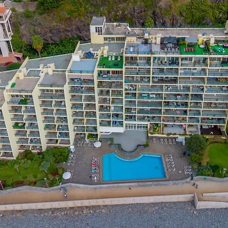 Penthouse Iconic 706