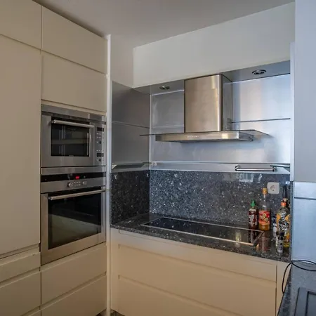 Penthouse Iconic 706 Funchal (Madeira)
