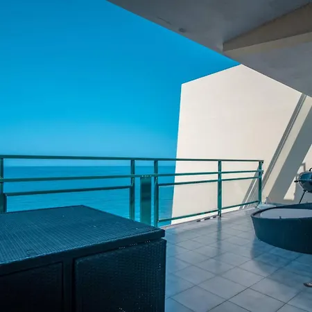 Penthouse Iconic 706 Funchal (Madeira)