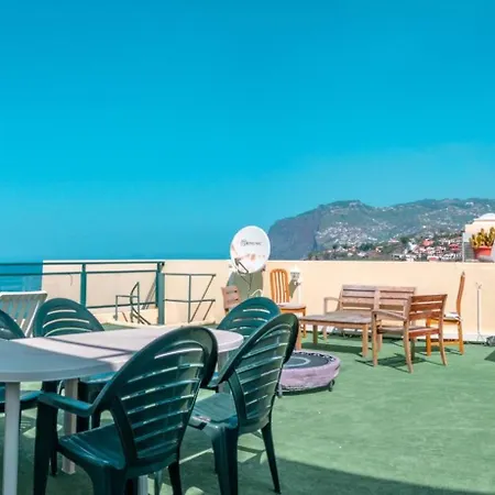 Penthouse Iconic 706 * Funchal (Madeira)