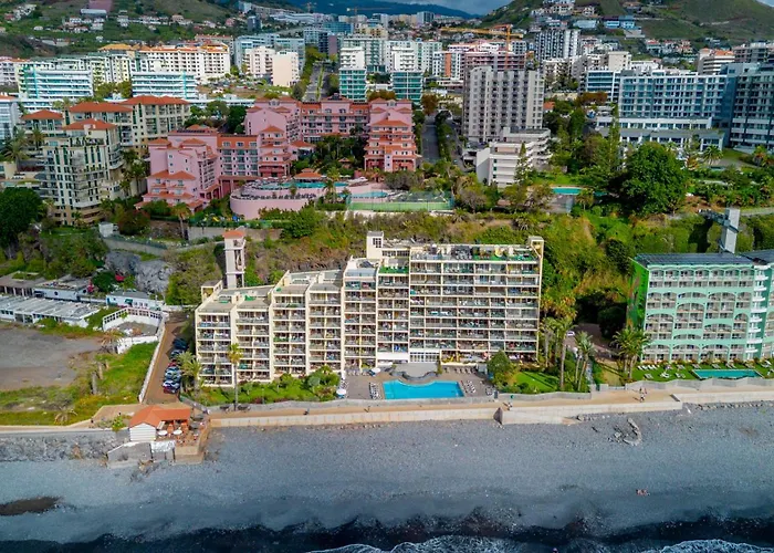 Penthouse Iconic 706 * Funchal (Madeira)