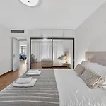 Penthouse Iconic 706 * 푼샬