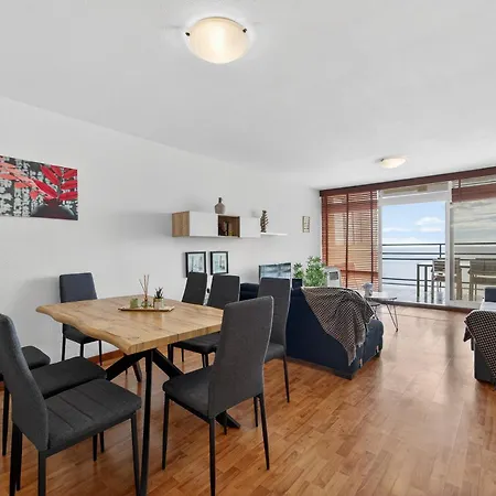 Penthouse Iconic 706 Daire Funchal